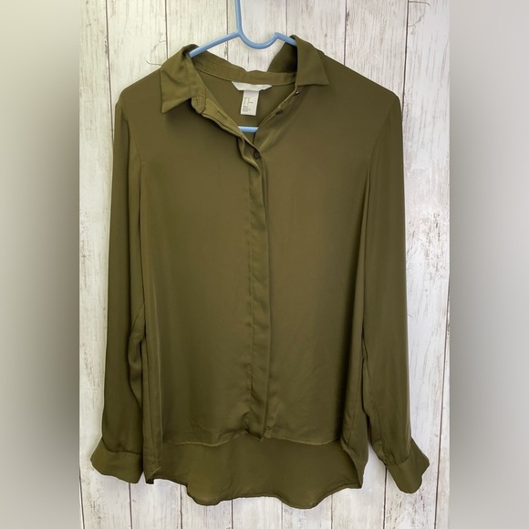 H&M Tops - H&M Olive Green Long Sleeve Blouse Size 10